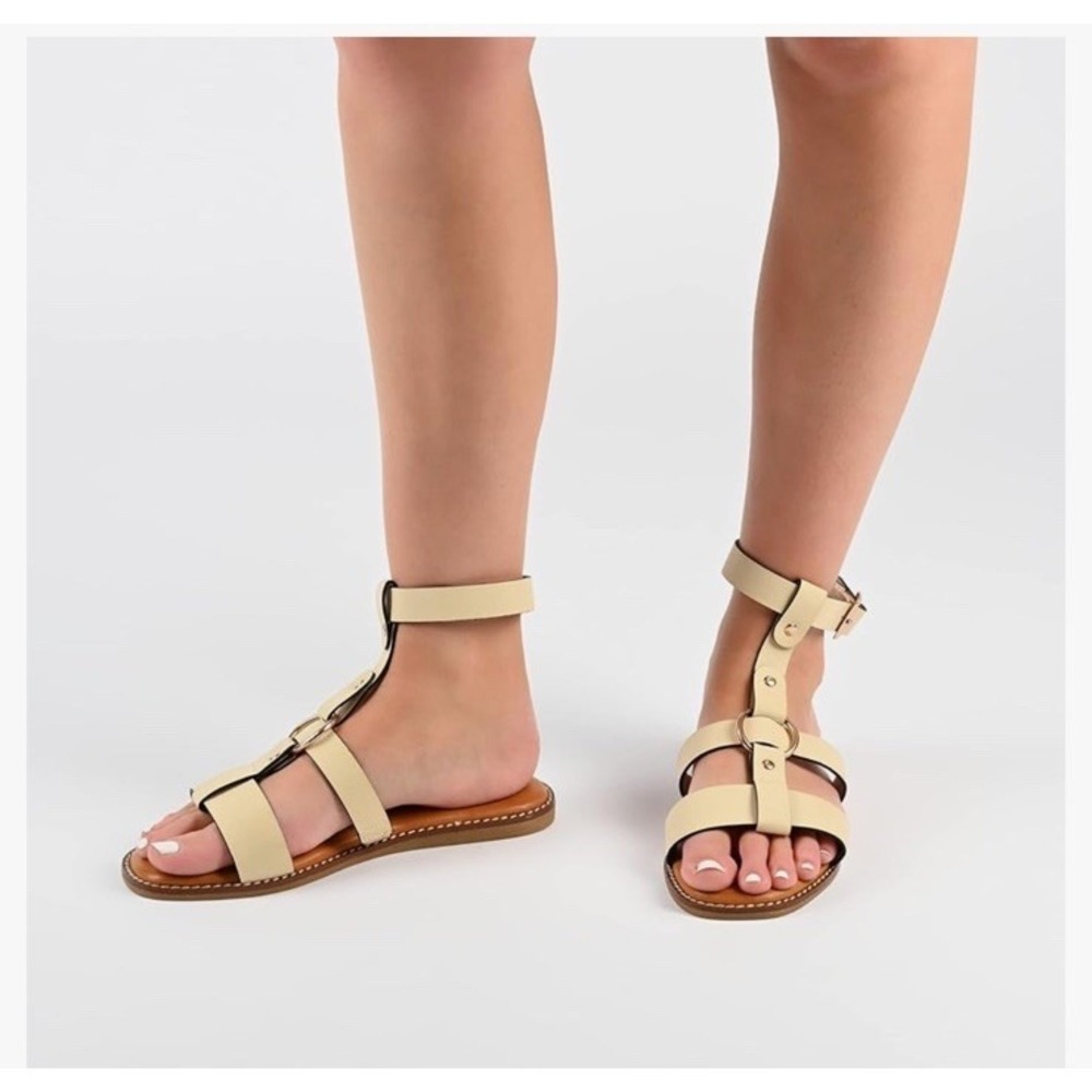 Journee Collection Gladiator Sandals‎ Women's 7M Eleanora Tan Flat Ankle Strap